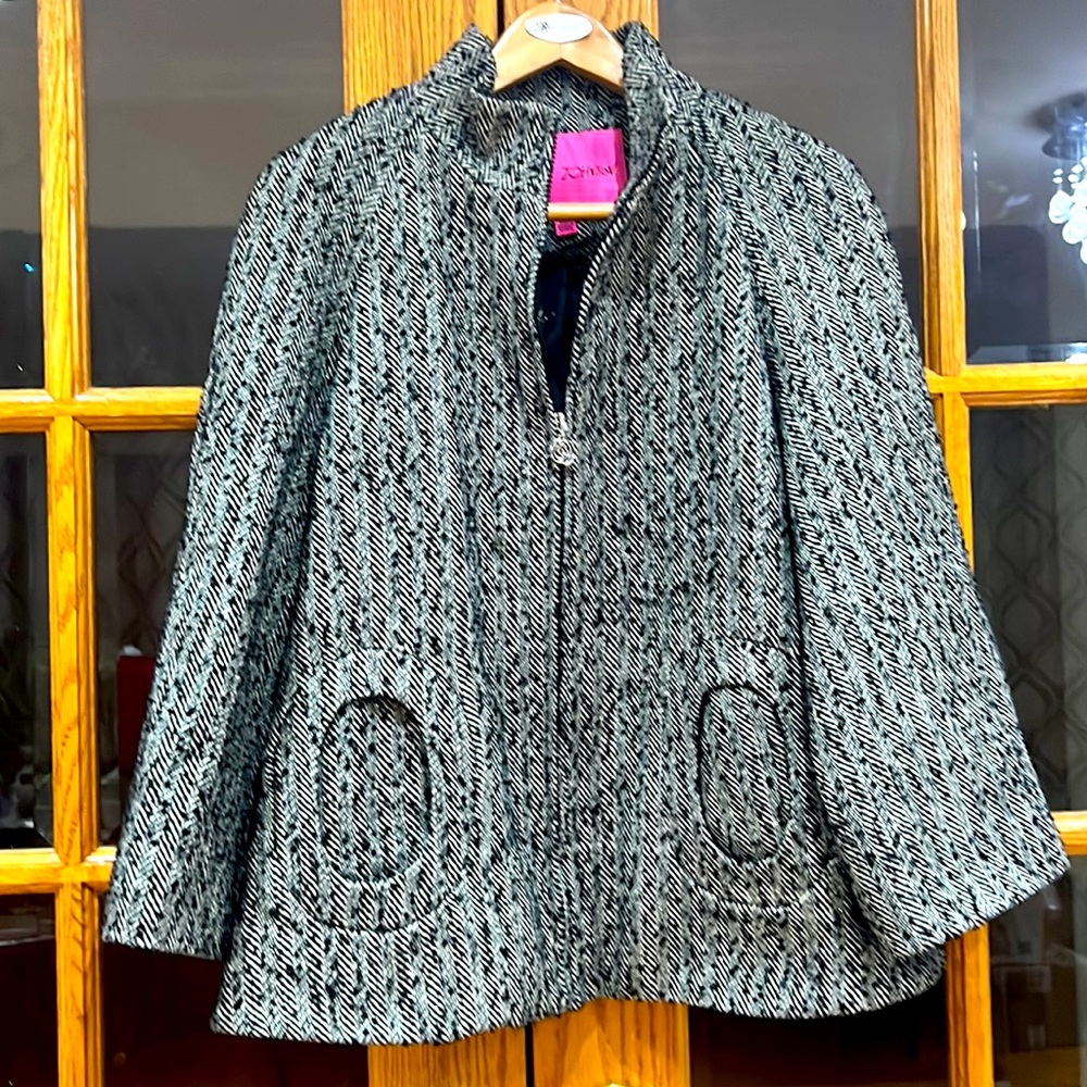 Betsy Johnson Grey jacket, size M